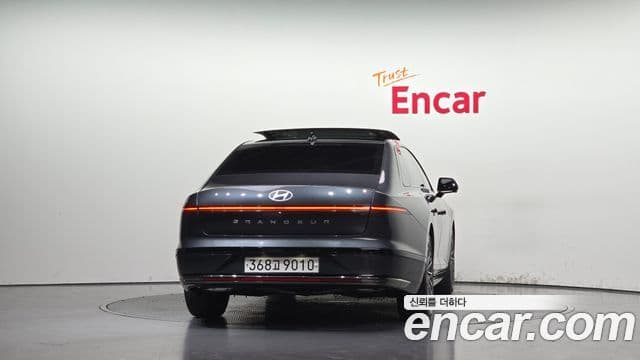 Hyundai Grandeur Hybrid (GN7), 2023 год — фото 3 из 4