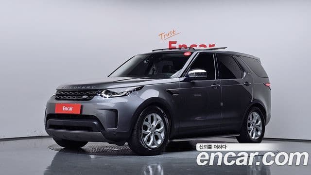 Land Rover Discovery 5, 2018 год